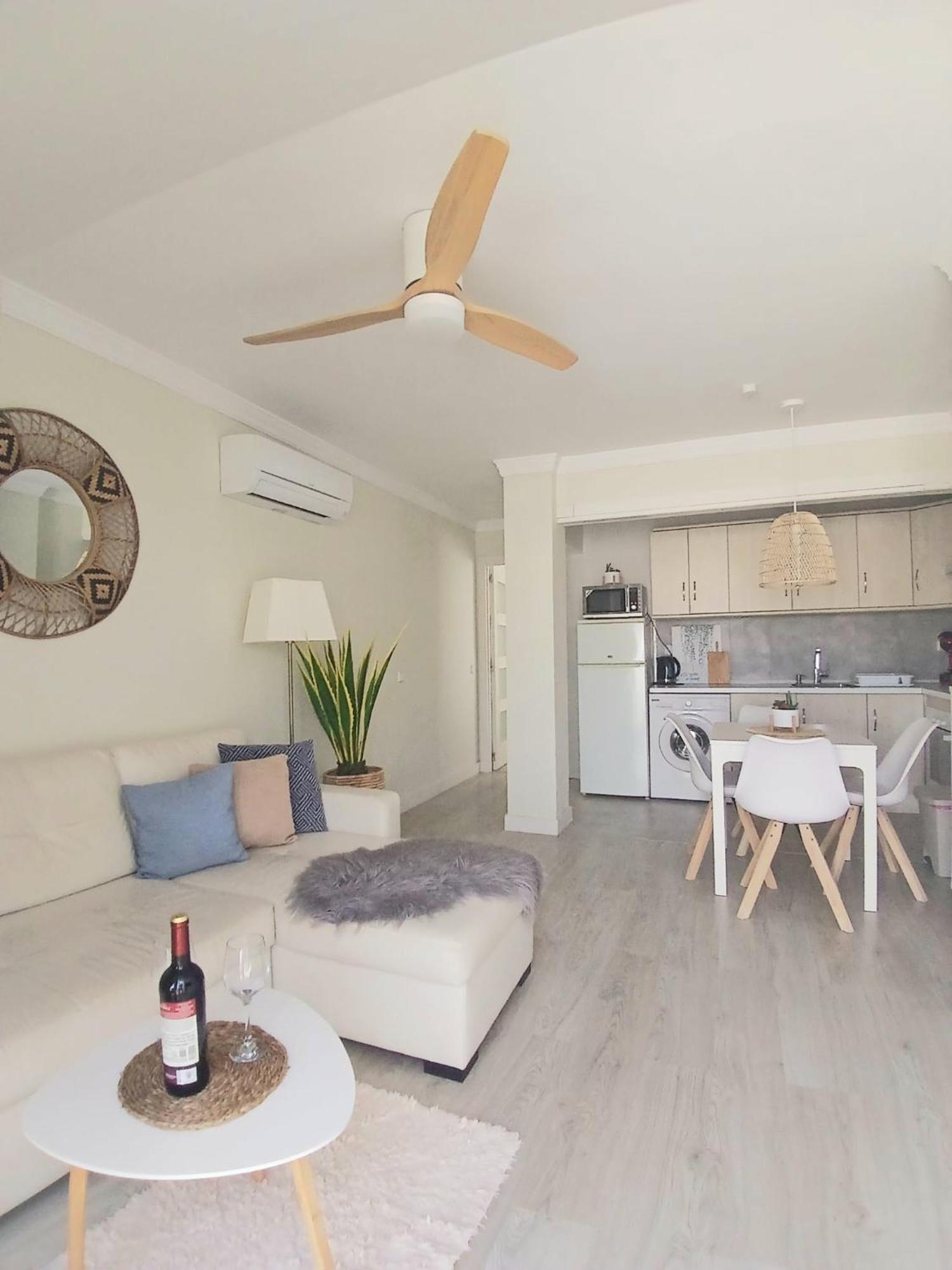 New City Penthouse Near Beach With Sunny Balcony Fuengirola Exteriér fotografie